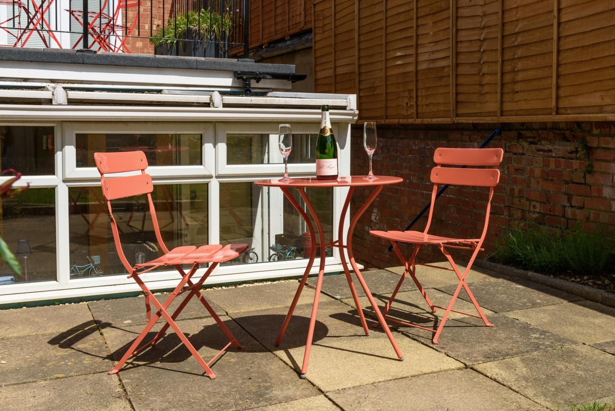 5b North Parade Avenue